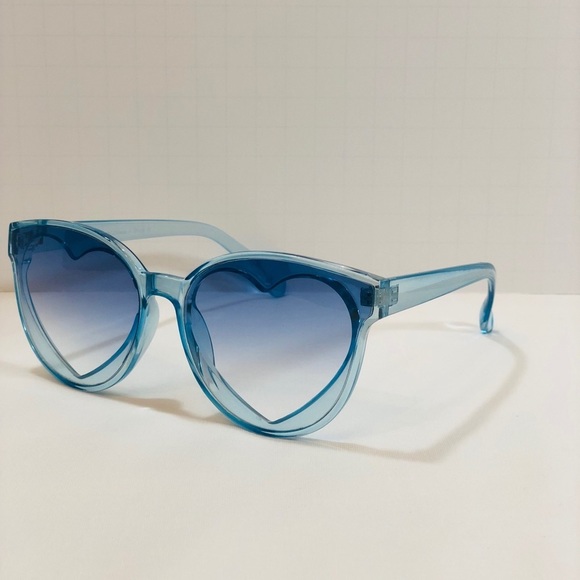 Blue Acrylic Heart Sunglasses - Picture 3 of 4